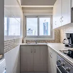 Bastia - Skyline 1-br & Balcony In * Nicósia