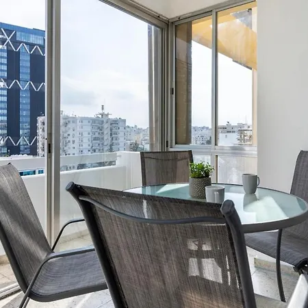 Bastia - Skyline 1-br & Balcony In * Nicosia